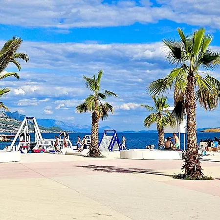 Gabi - Seaview & Spacious Terrace, Znjan Апартаменти