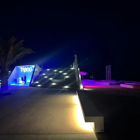 Gabi - Seaview & Spacious Terrace, Znjan Апартаменти
