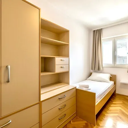 Appartamento Apartment Gabi - Sea View & Spacious Terrace, Znjan Spalato