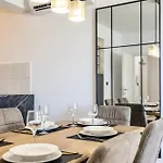 Gabi - Seaview & Spacious Terrace, Znjan Апартаменты *