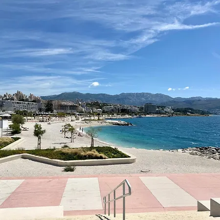 Апартаменти Golden Pearl - Exclusive Seaview With Jacuzzi & Spacious Teracce, Znjan *