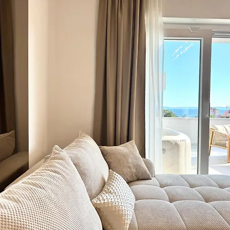 Golden Pearl - Exclusive Seaview With Jacuzzi & Spacious Teracce, Znjan Lejlighed