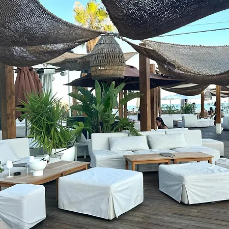Gabi - Seaview & Spacious Terrace, Znjan Apartamento